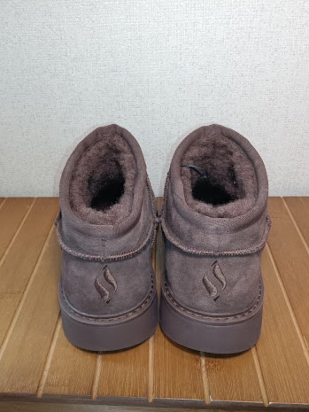 Skechers Women's SZ 5 Slip-ins Chocolate Brown Keepsakes Mini Boots Booties NWOT - Picture 3 of 7